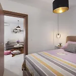 Apartment By The Sea - 19421